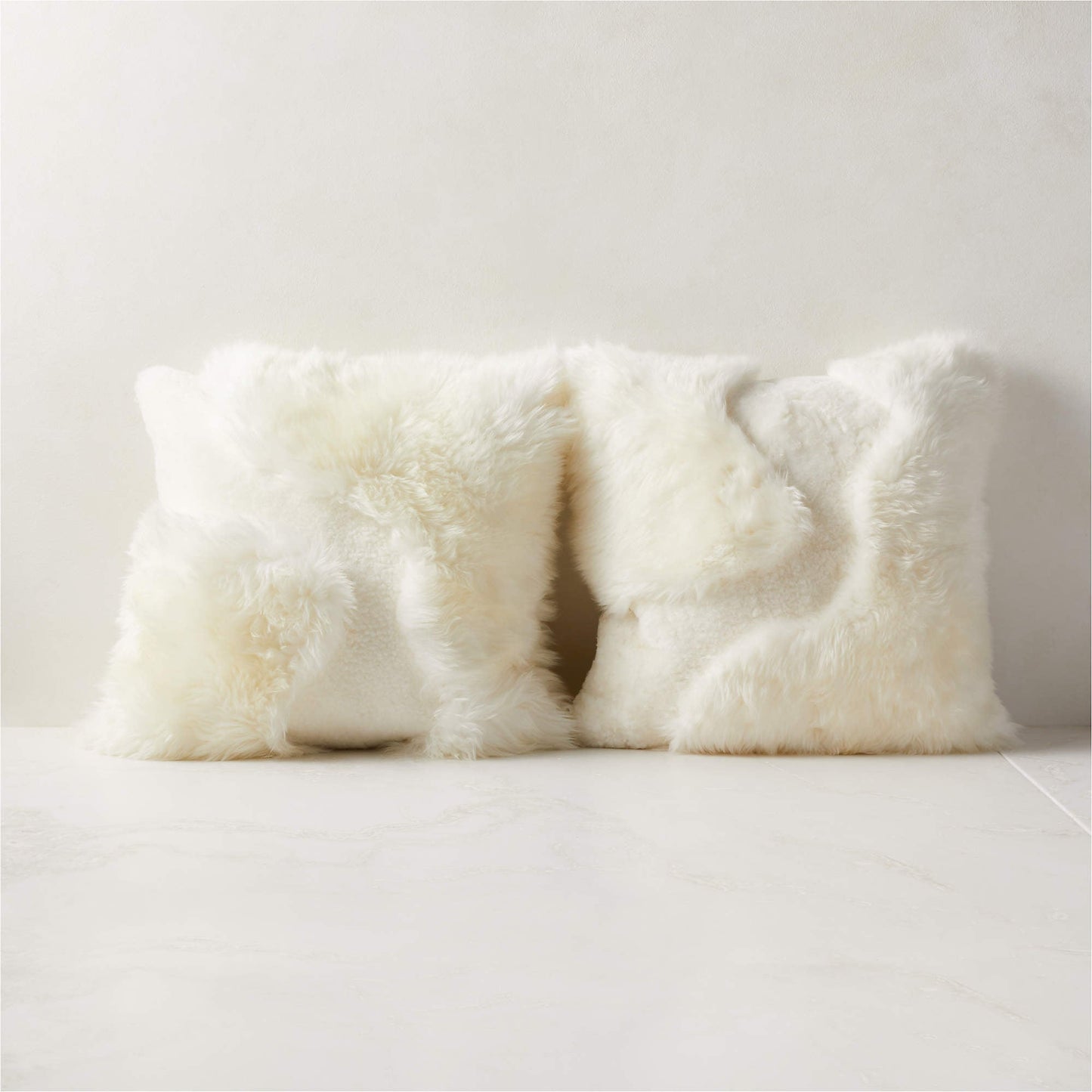 20" CONNECT SHEEPSKIN PILLOW WITH FEATHER-DOWN INSERT
